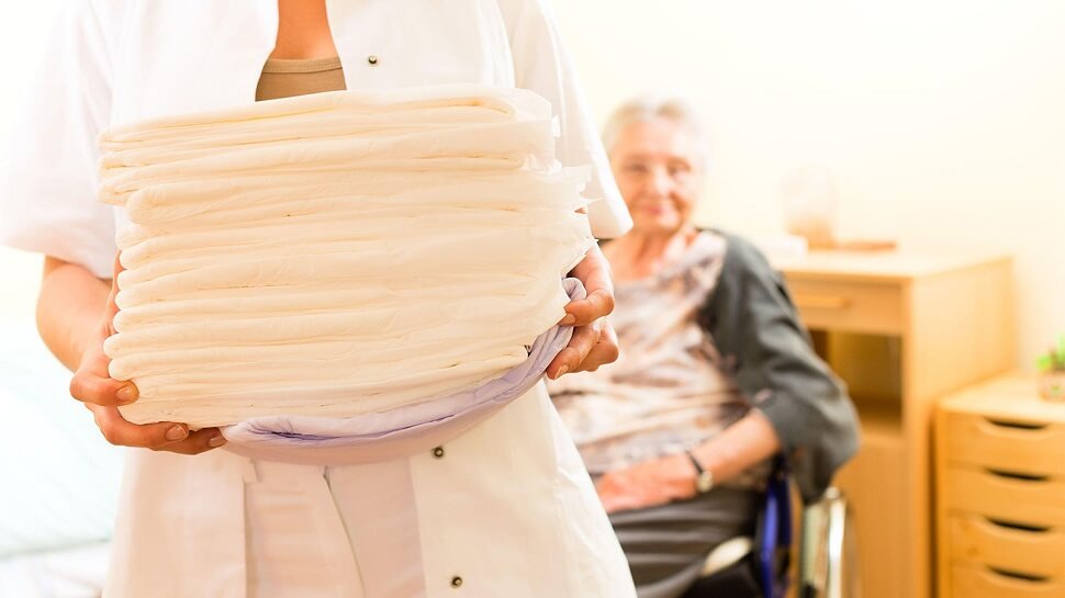 aged care laundry cleaning service